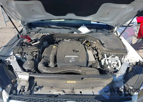 2018 Mercedes-Benz Glc 300 z USA, uszkodzony, nr VIN WDC0G4JB0JV052200